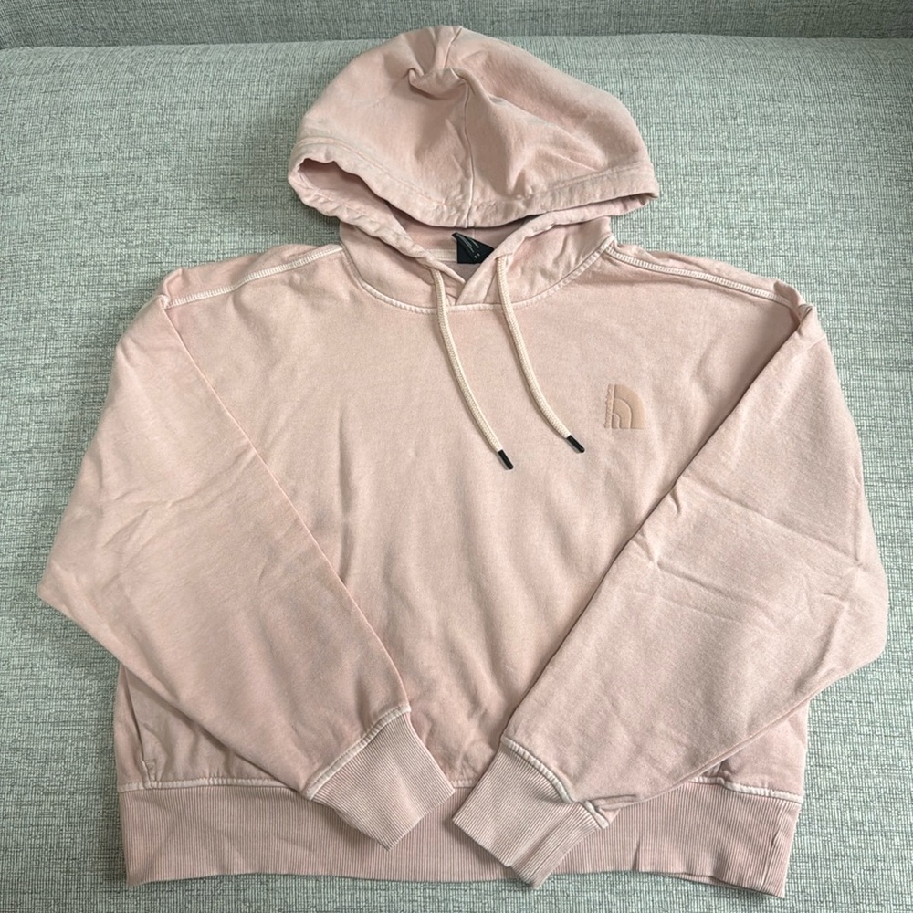 Women’s The North Face dusty pink cropped hoodie Size Medium